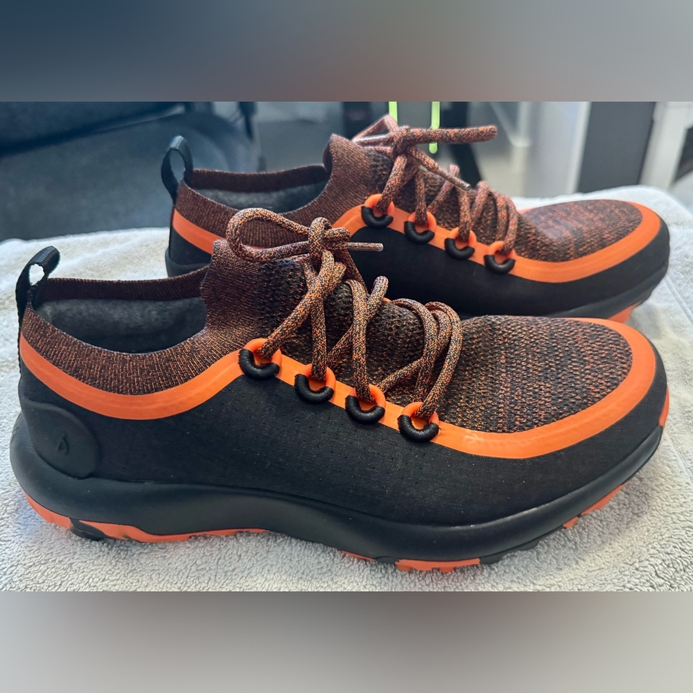 Allbirds Men's Trail Runners - Orange and Black Size 10